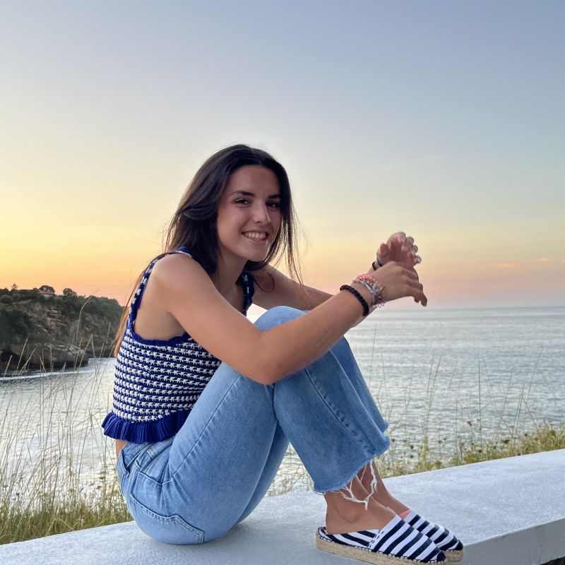 ANE IZAGIRRE AZKARATE