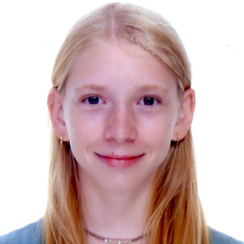 MAYA ULLBRICH