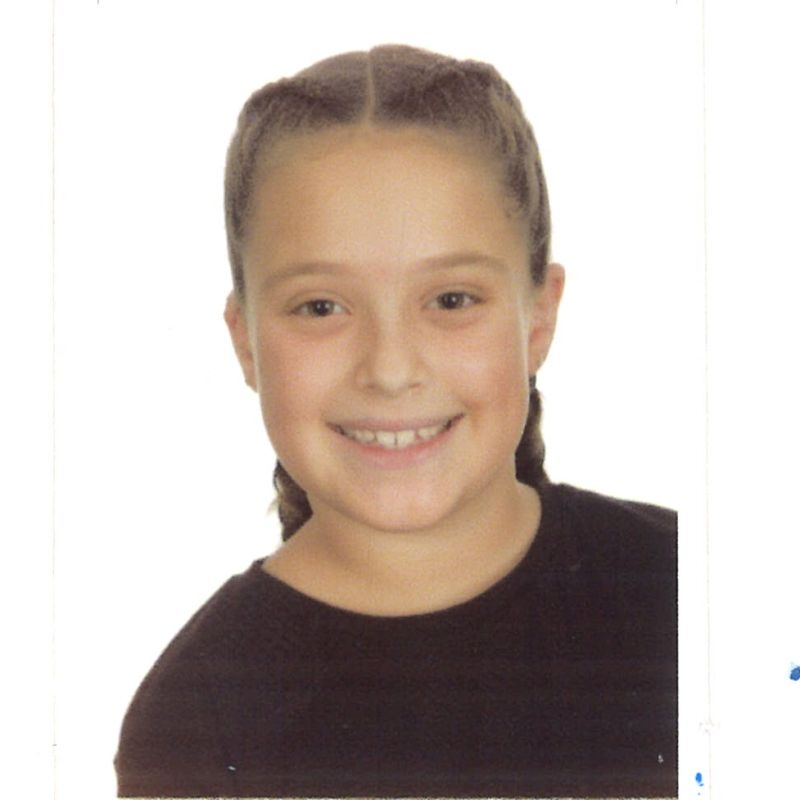 ADHARA RIAL VICENTE