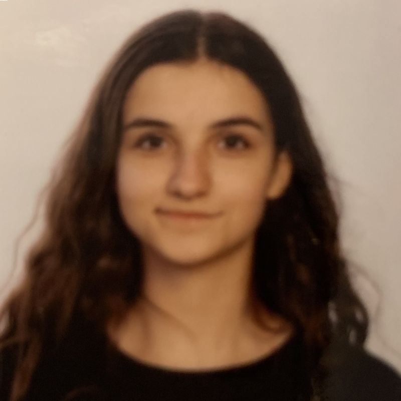 LAURA BUENDIA CORCO