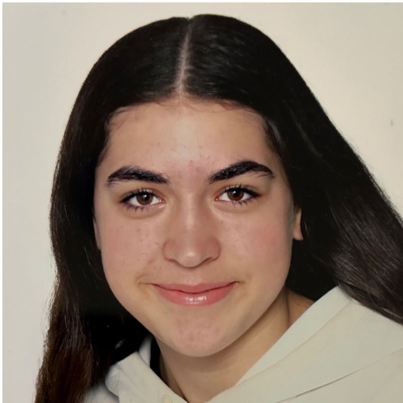NORA LOZANO LABURU