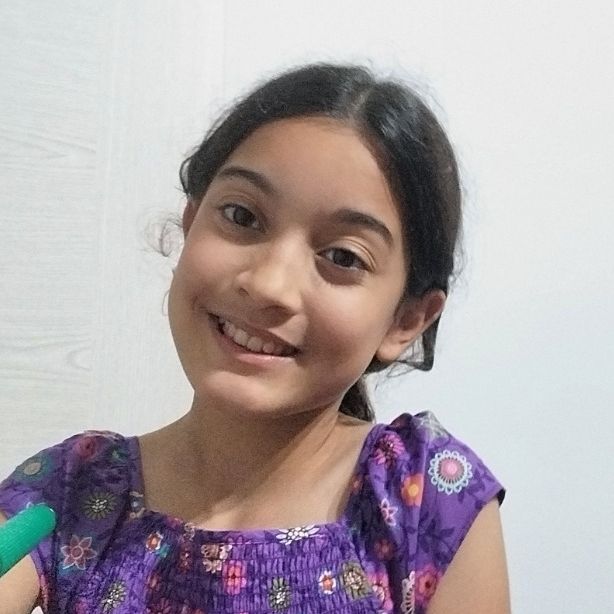 FLORENCIA NICOLE QUEIROLO CASTRO