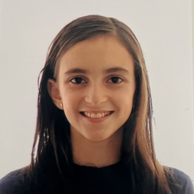 ABRIL SALVAT MARTINEZ