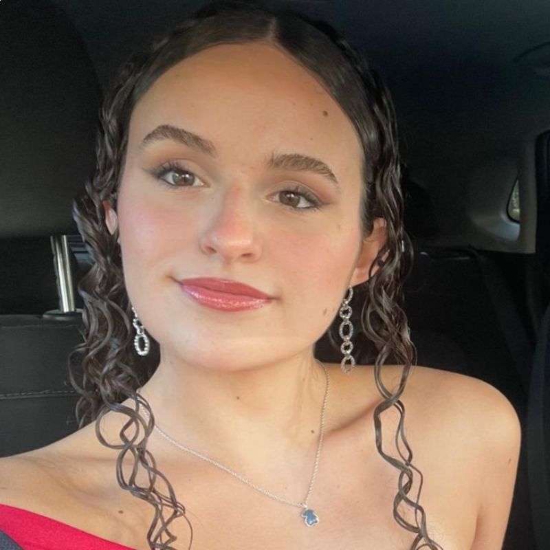 AINOA ANTONIO MENDIZABAL