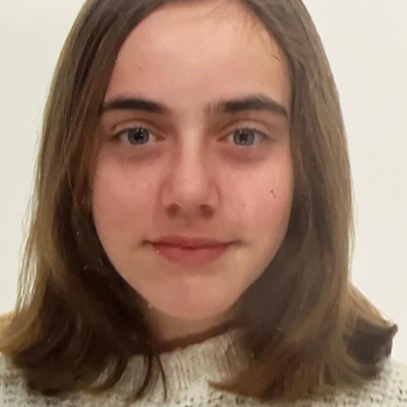 LAIA NAVARRO BUDI