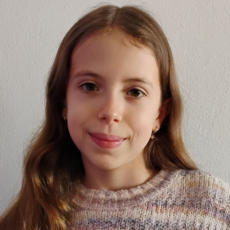 LENA TUBIO VILLAVERDE