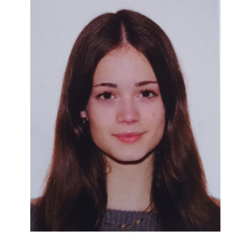 LAURA PONT NAVARRO