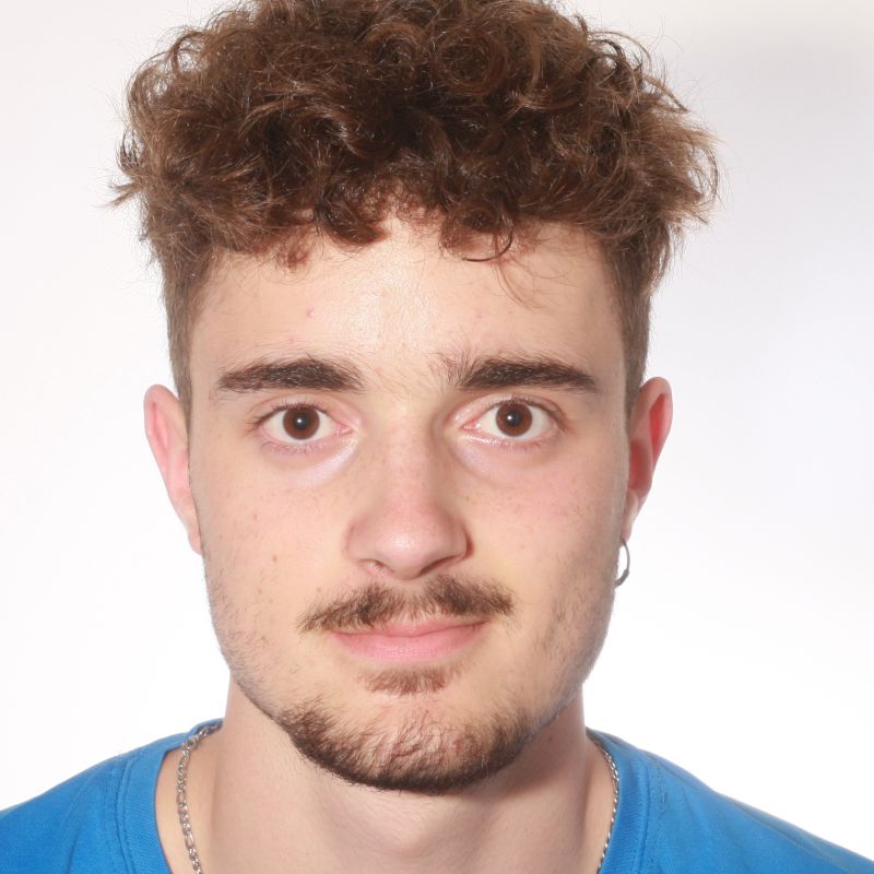 ARNAU RIU GIRALT