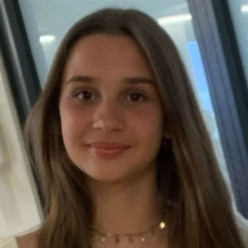 PAULA ROURA GRABULOSA