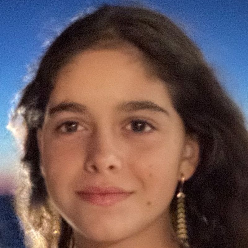 MARINA TUÑAS PASSOLAS