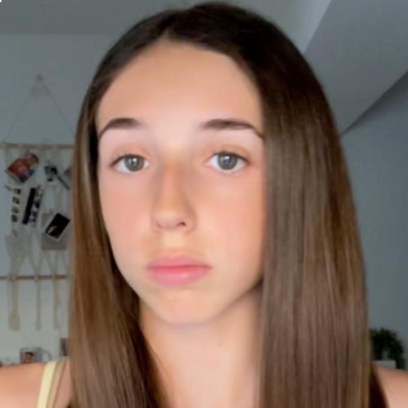LAIA CORDOBES CONSUEGRA