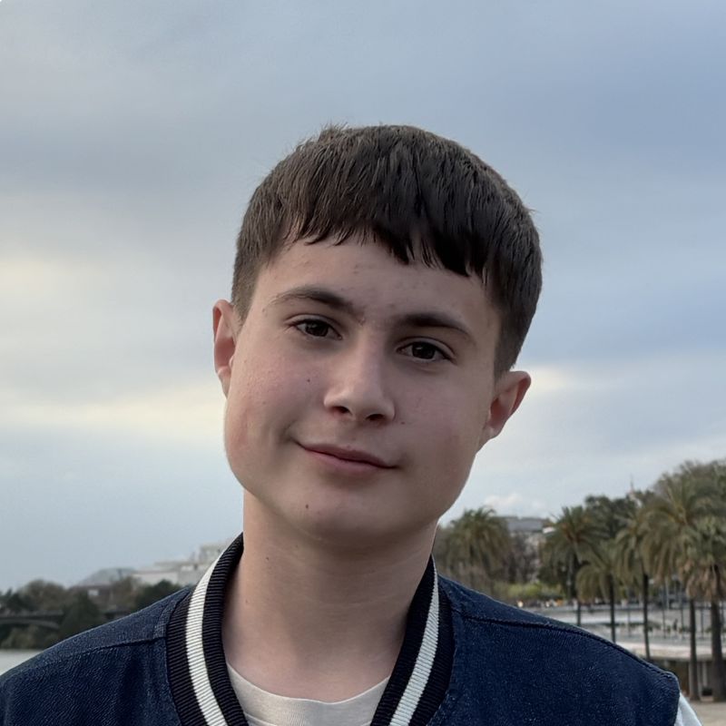 ARNAU PEREZ ADRIA