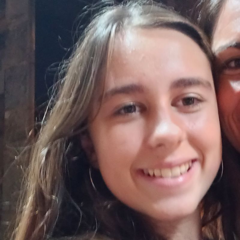 ELSA CARAGOL COMAJUAN