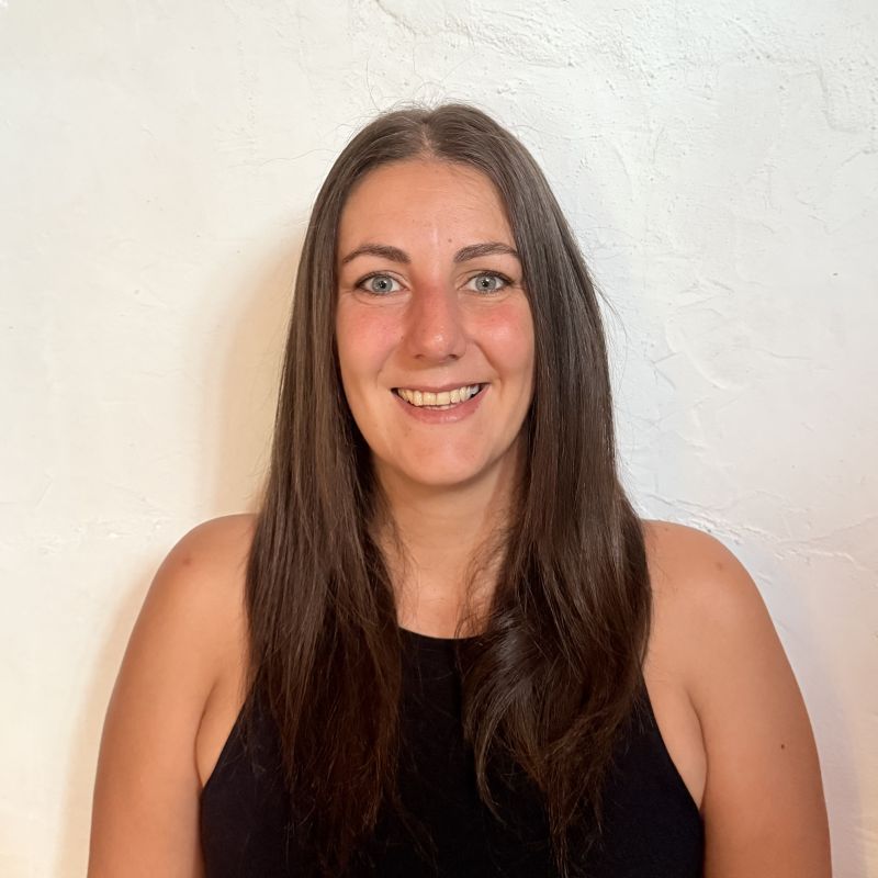 ANDREA REDOLAR IZQUIERDO