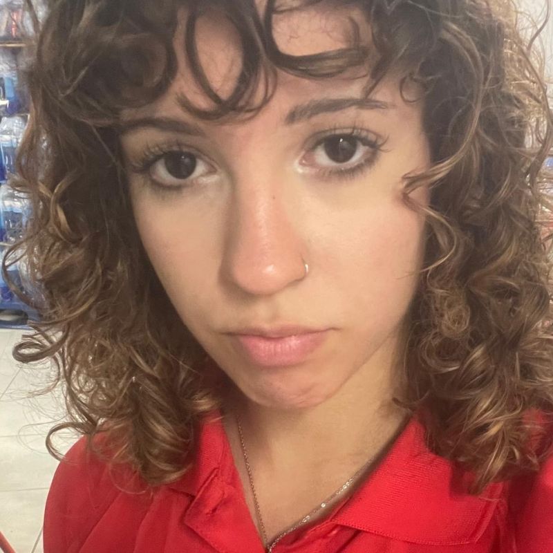 AINHOA SALELLAS MEDINA