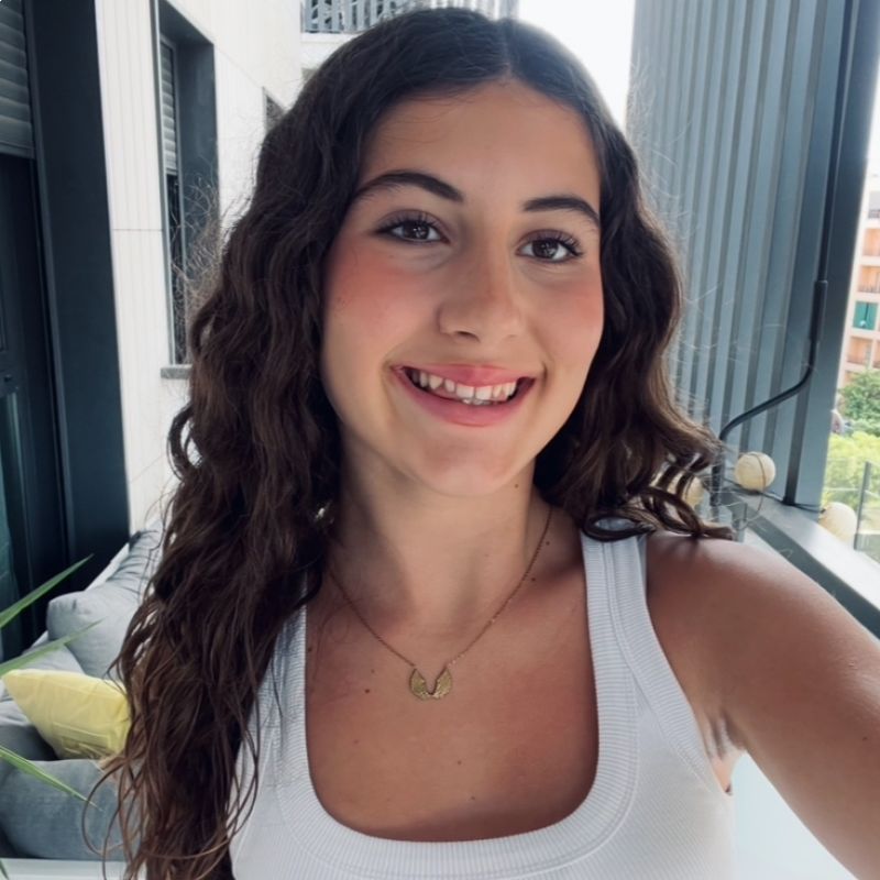 LUCIA TOVILLAS CARRERA