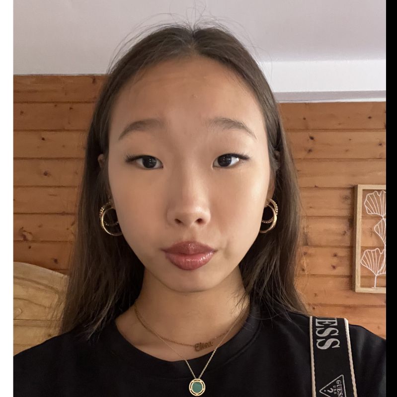ELISA  KIM