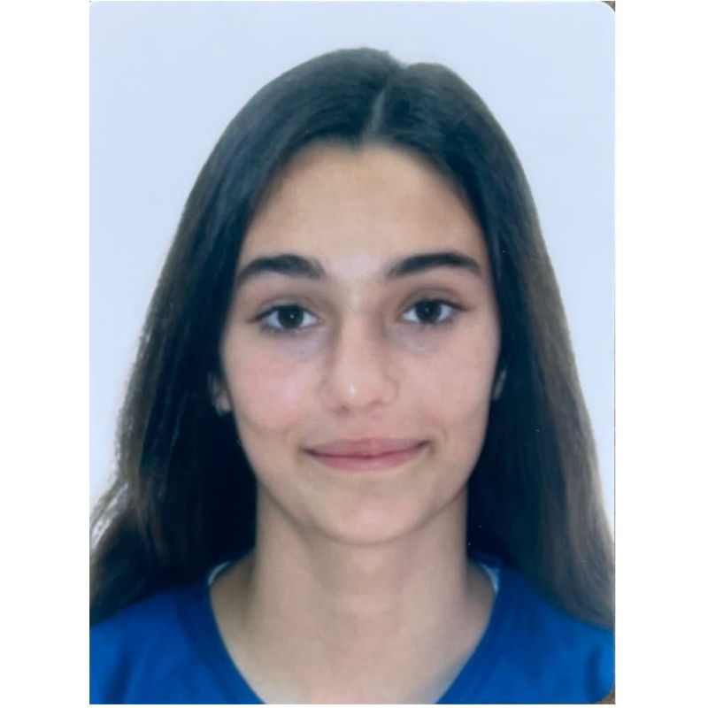 VALERIA VIVES LAZARO