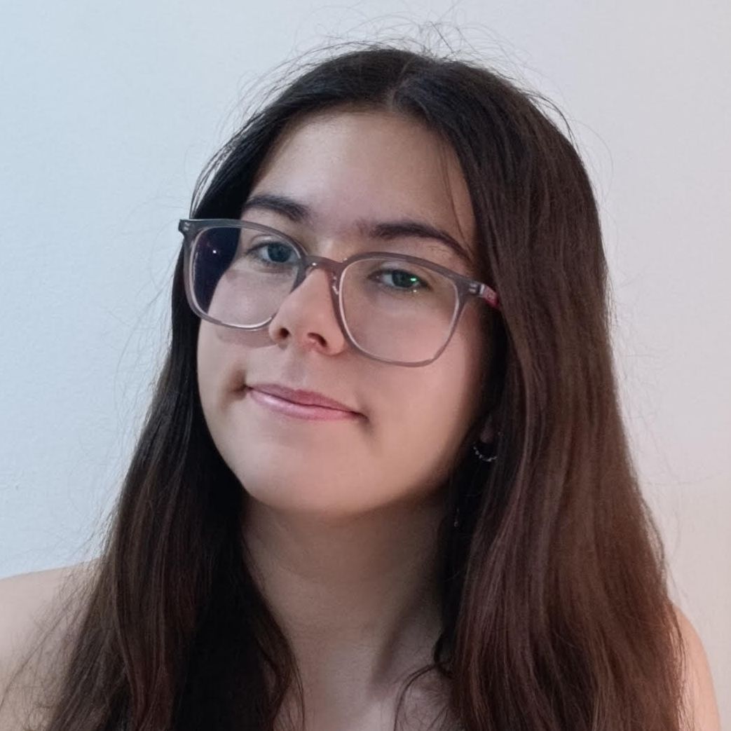 PAULA PALOMO PEREGRINA
