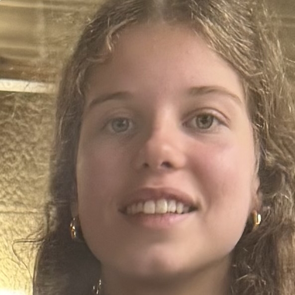 LAURA PALACIN IÑIGUEZ