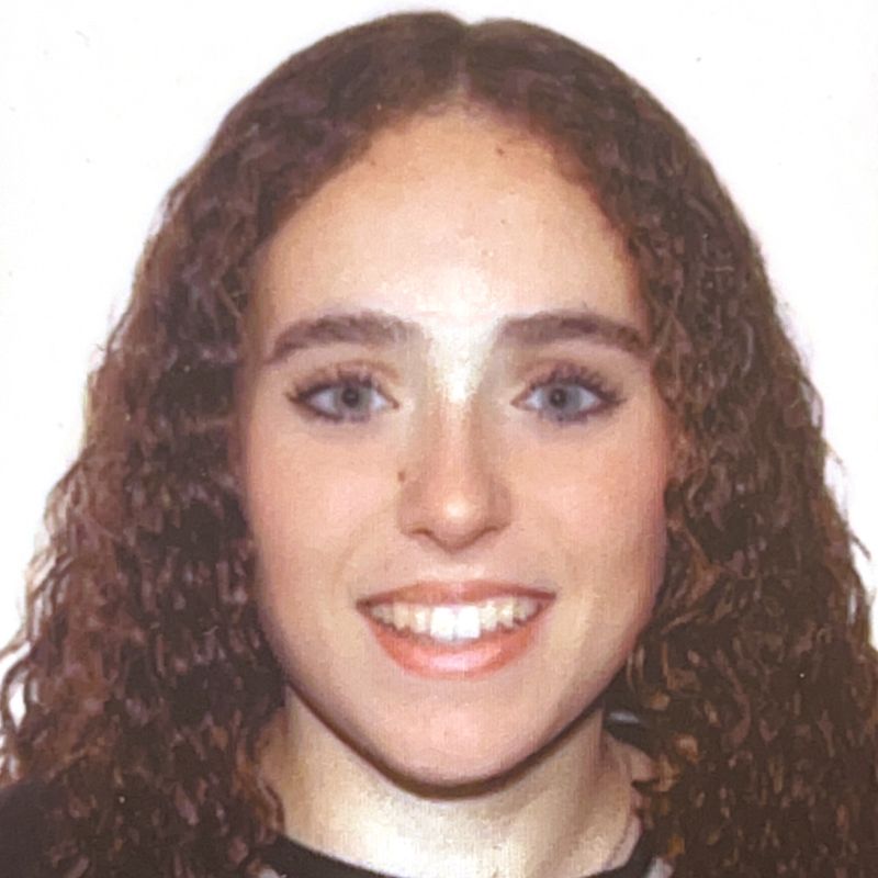 PAULA  MANAU LLANOS