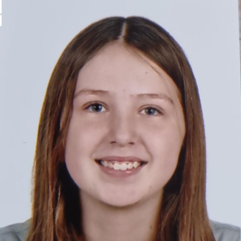 AZUL YLENIA  DELGADO CHAPAY