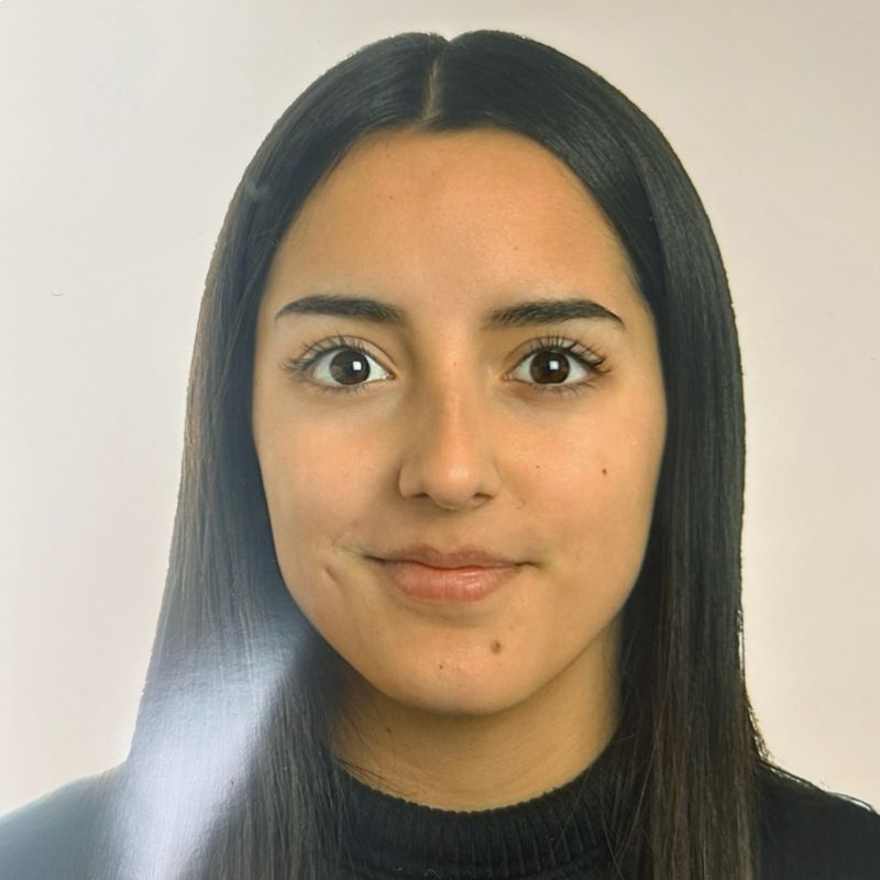 JULIA  NAVARRO BONJORN