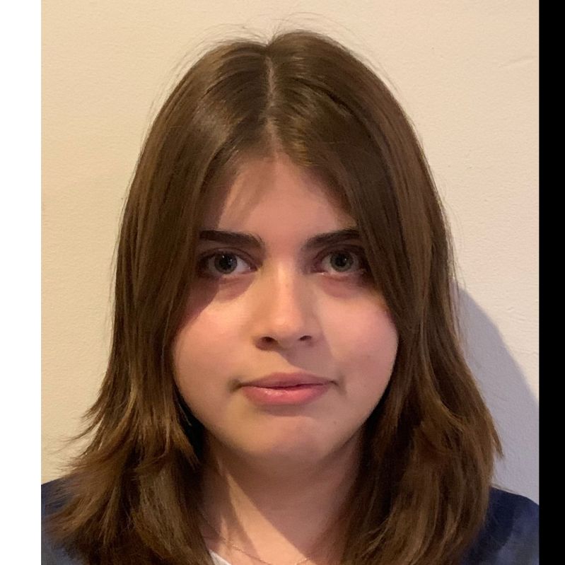LARA KARIMME CASTAGNOLA LOPEZ