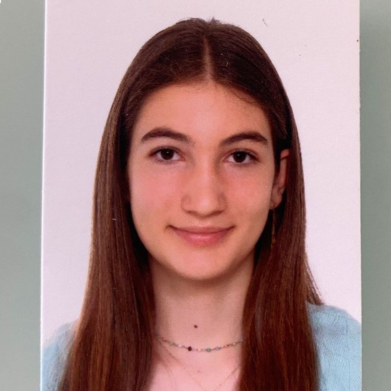 GRETA  CAPILLA SAZATORNIL
