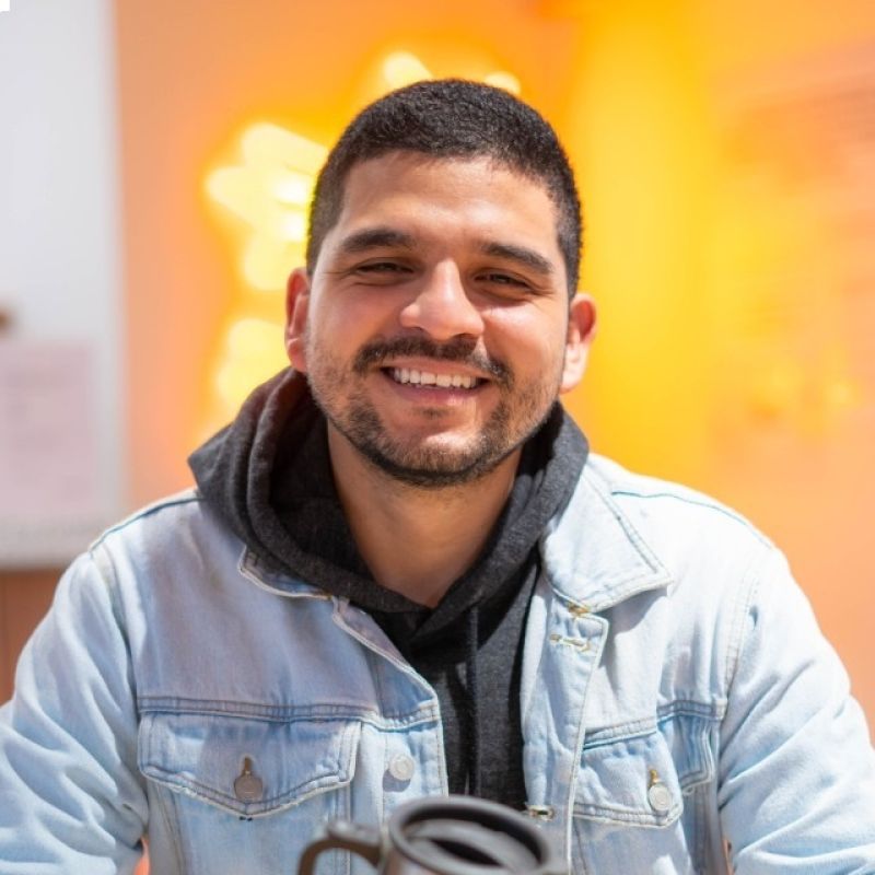 DIEGO FLORES BARRIENTOS