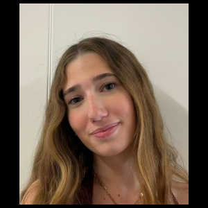 AITANA FLORES BARRERA