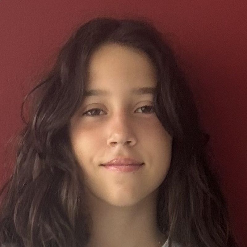 MIKELA VIVIANA SANCHEZ AZCARATE