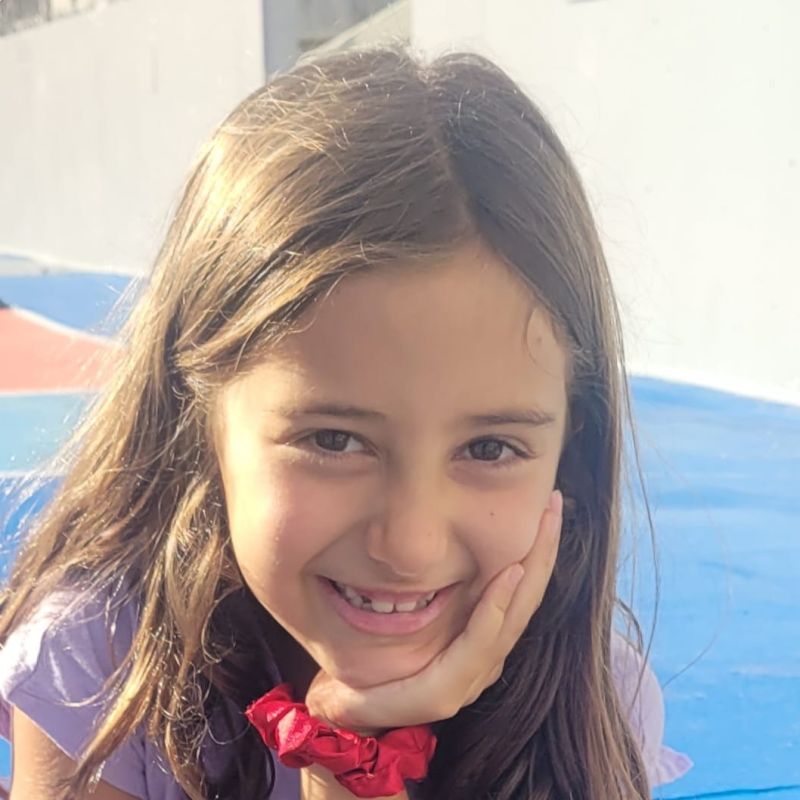 AVRIL TOUZA FERREIRA