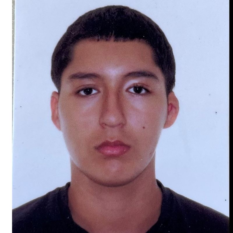 MARC MACHAHUA CADENAS