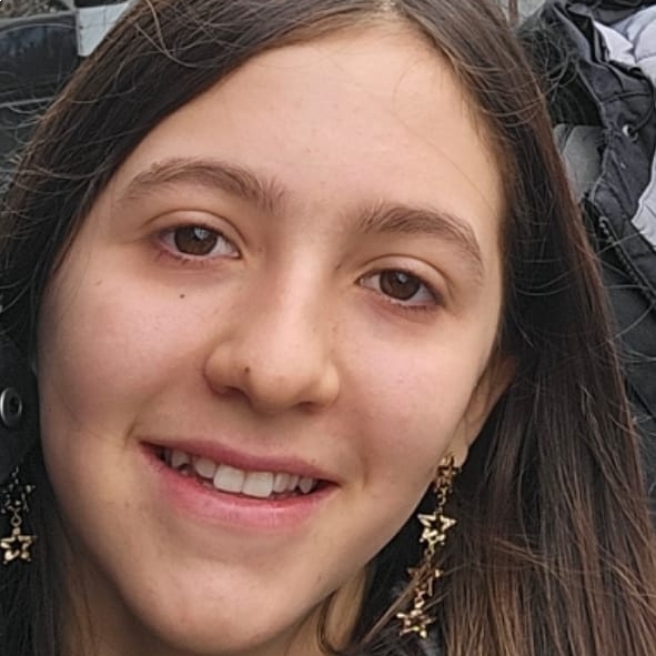 JULIA  MORA LUQUE