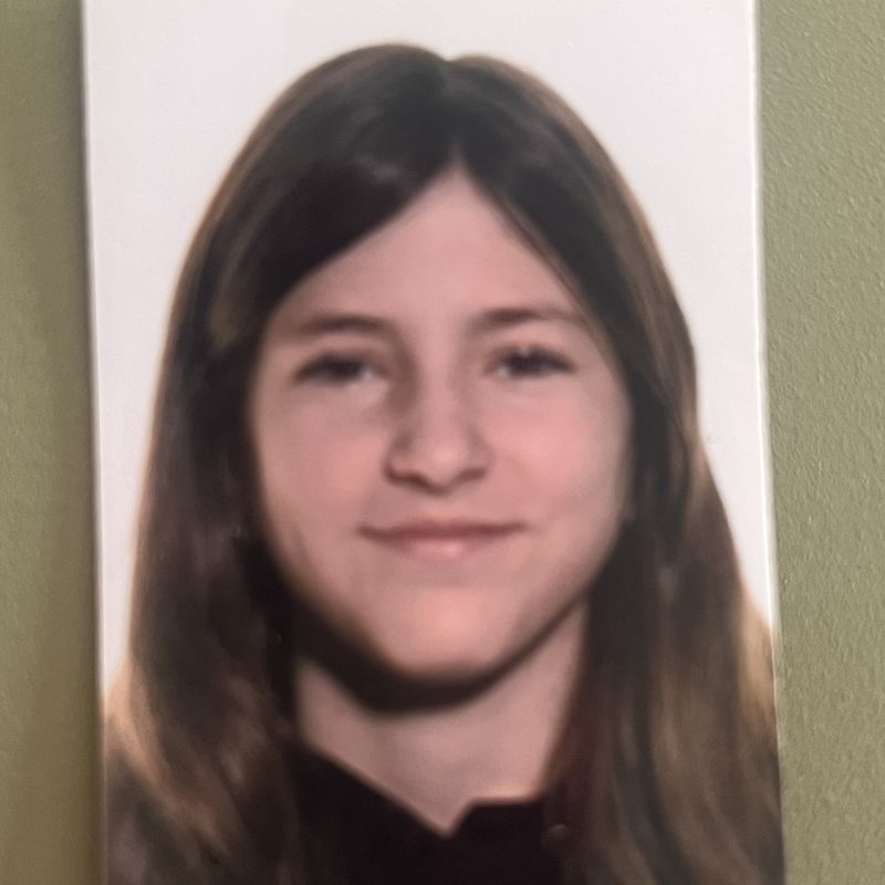 VALENTINA  COSP CASADES