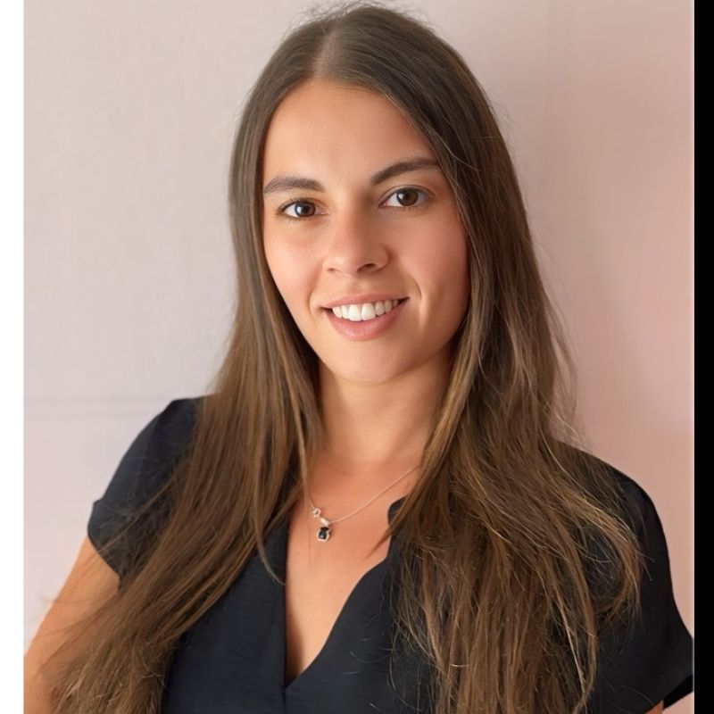 JULIA TUBAU PRIMS