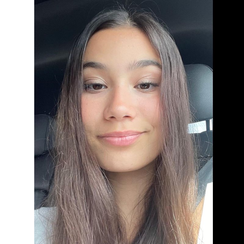 ARIADNA ARENAS FLORES