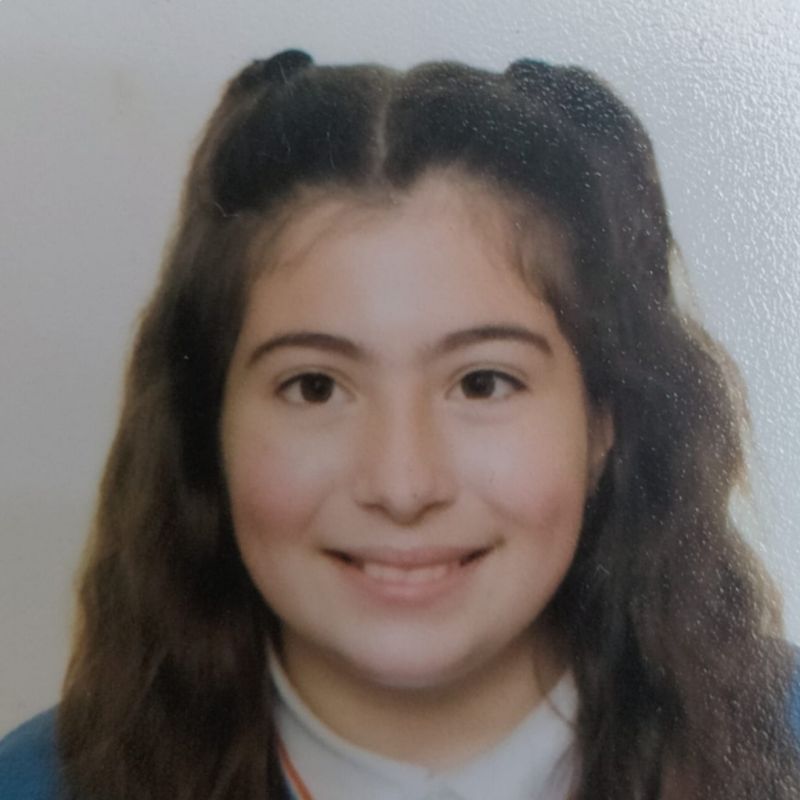 LAURA FARO PAZOS