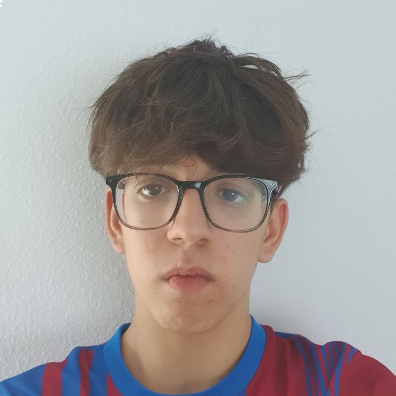 ALEX CUADRAS MORENO