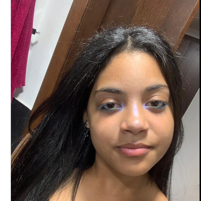 ADRIELY DIAS DE OLIVEIRA