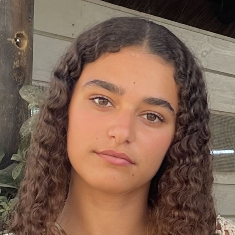NOA PUIG DUBUISSON