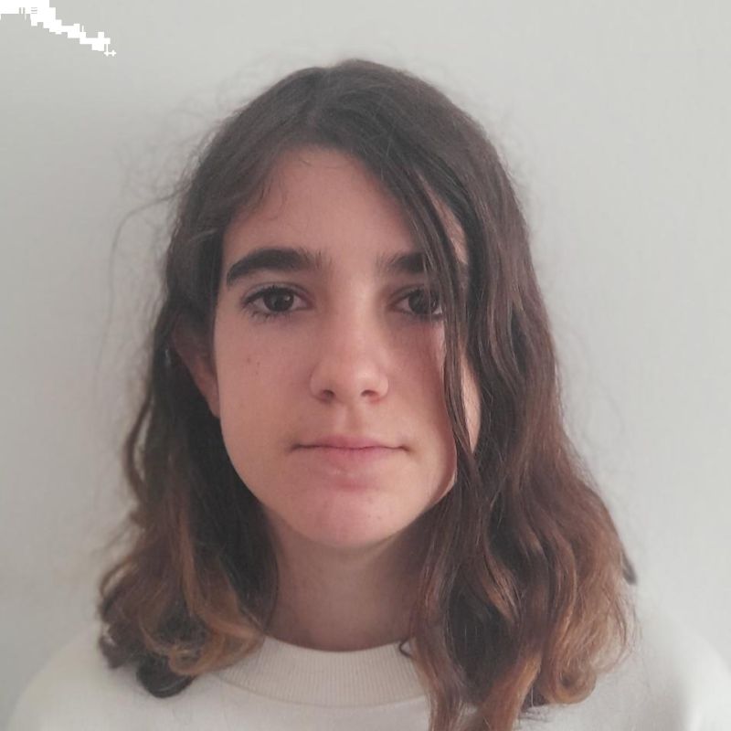 JULIA NOS RUEDA