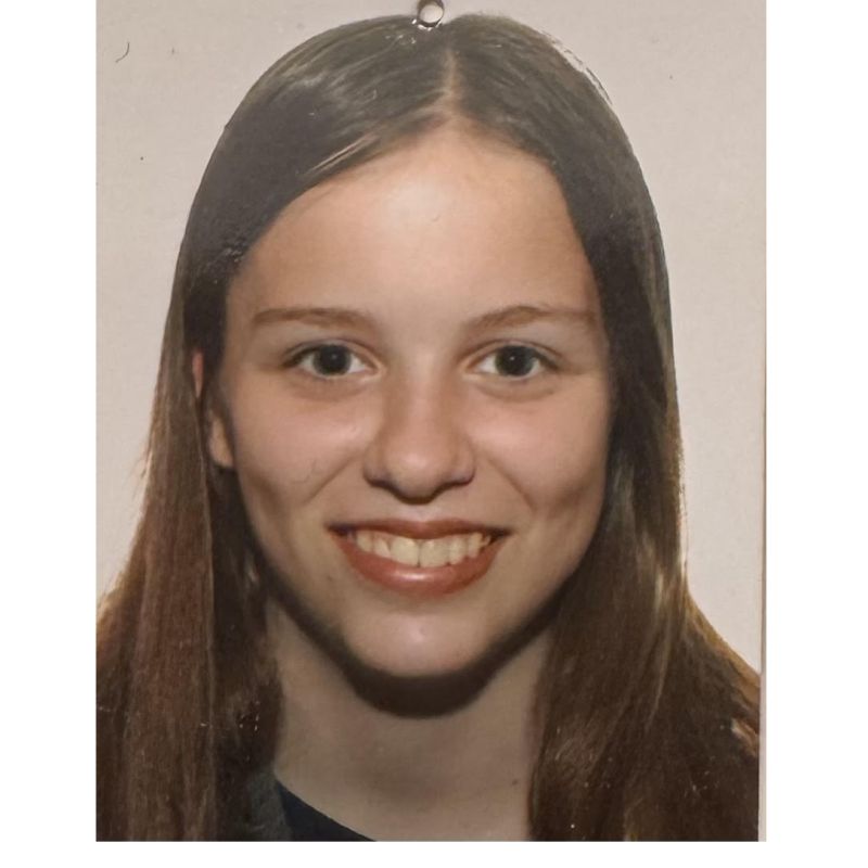 LARA JIMENO ARQUES