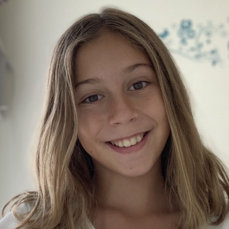 JANA USANO GASSIOT