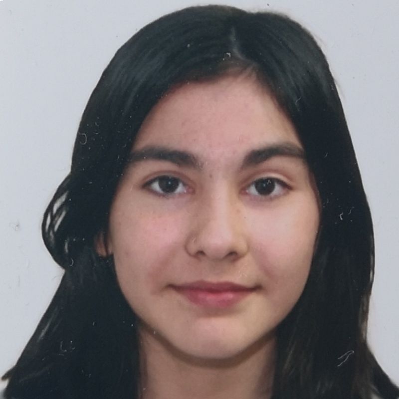 CARMEN  SALAZAR RUIZ