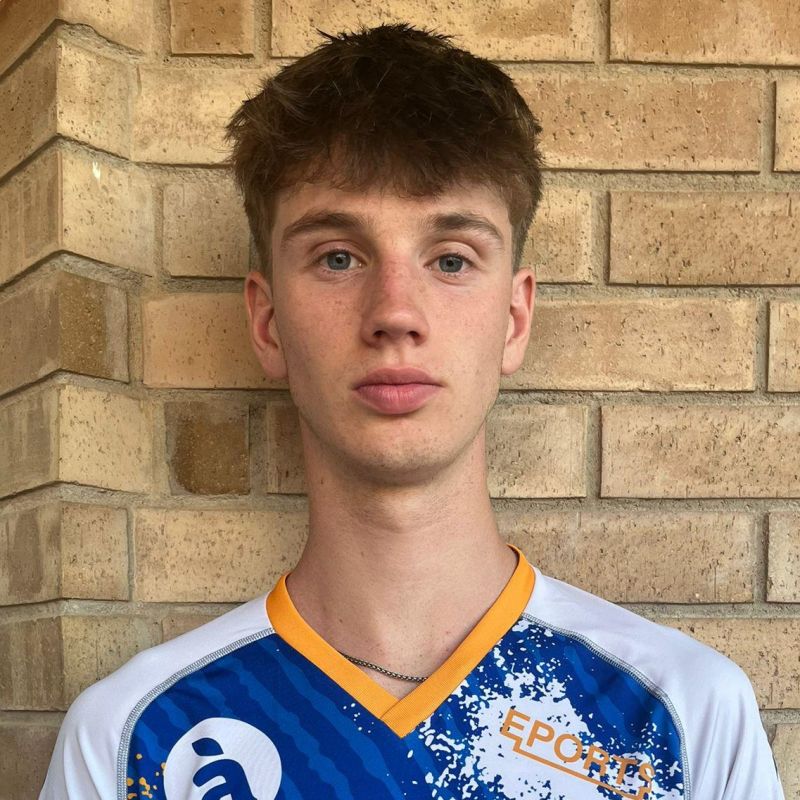 RUSLANAS SUSTAUSKAS RICHKYNDA