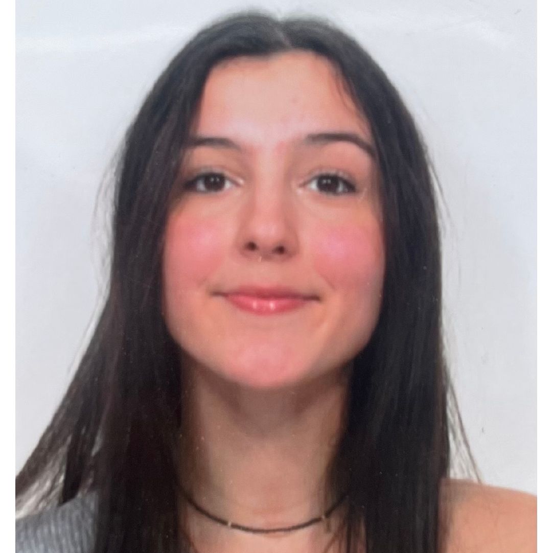 IRIS ARENAS LIARTE