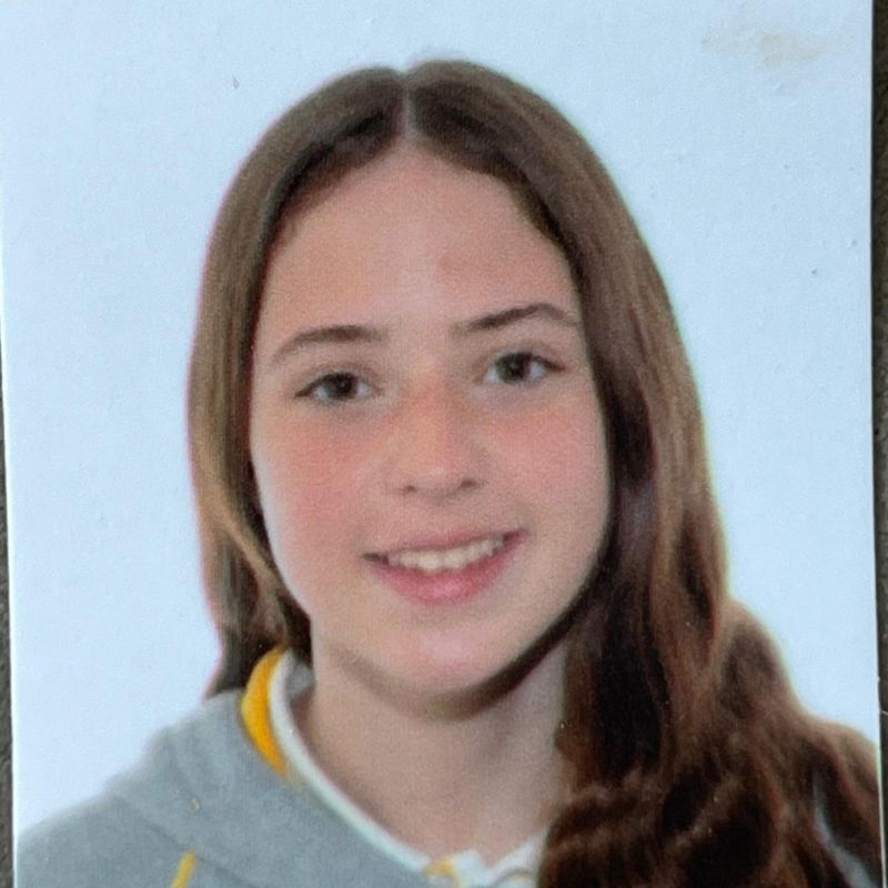 PAULA LORA MOLINA
