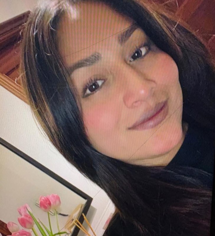 VANIA ALEXANDRA MORALES SALDARRIAGA